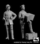F35212 1/35 German soldier with accordion+officer WW I Blackdog