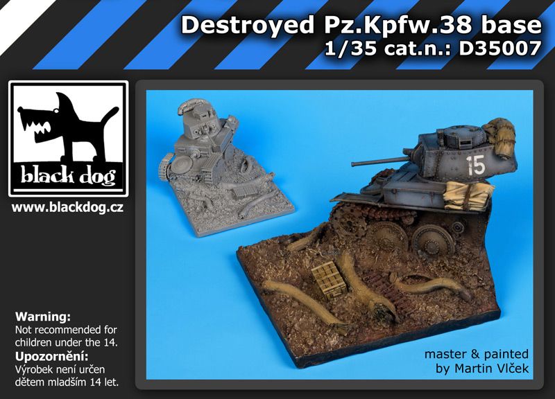 D35007 1/35 Destroyed Pz.Kpfw 38 base Blackdog