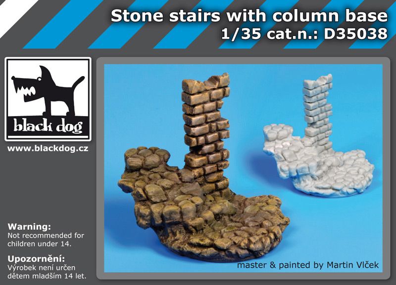 D35038 1/35 Stone stairs with column base Blackdog