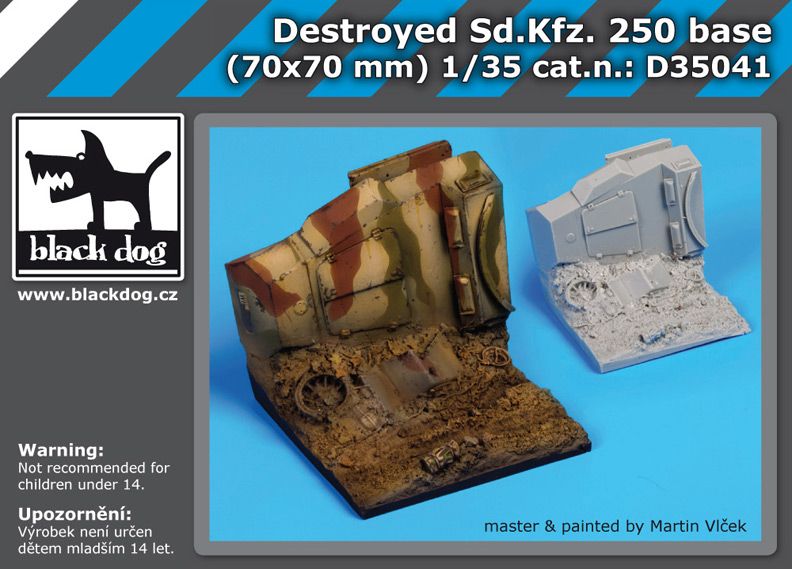 D35041 1/35 Destroyed Sd Kfz 250 base Blackdog