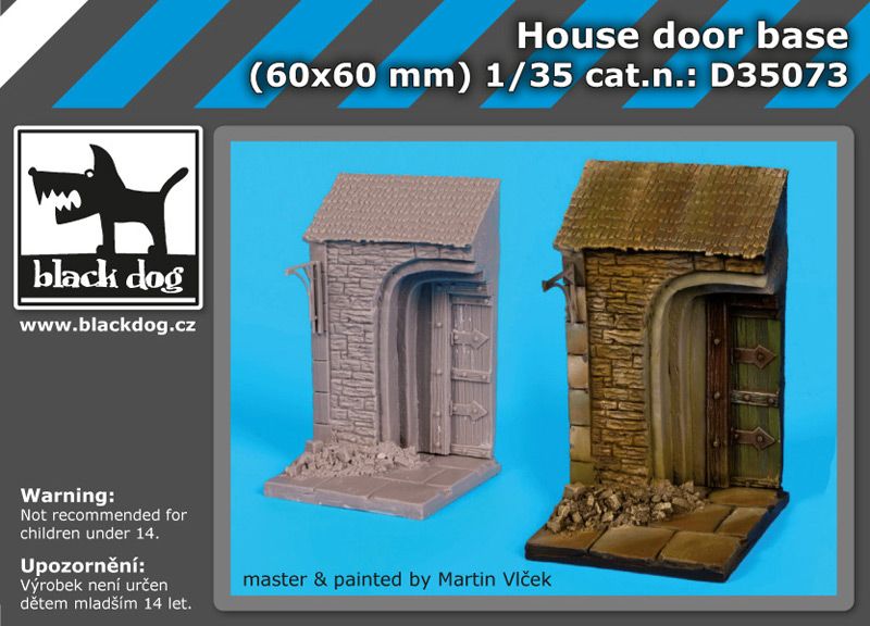 D35073 1/35 House door base Blackdog