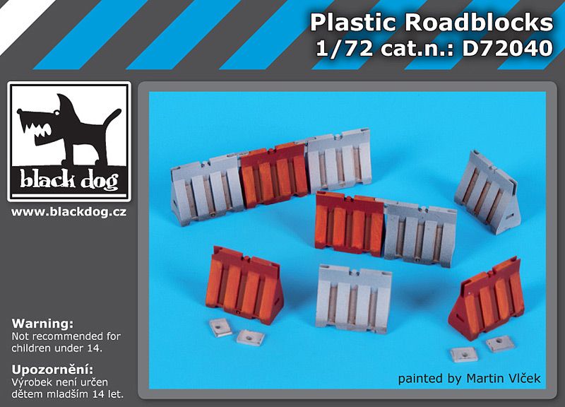 D72040 1/72 Plastic roadblocks Blackdog