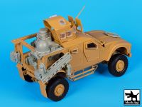 T35151 1/35 M-ATV WINT-T B with equip.accessories set Blackdog
